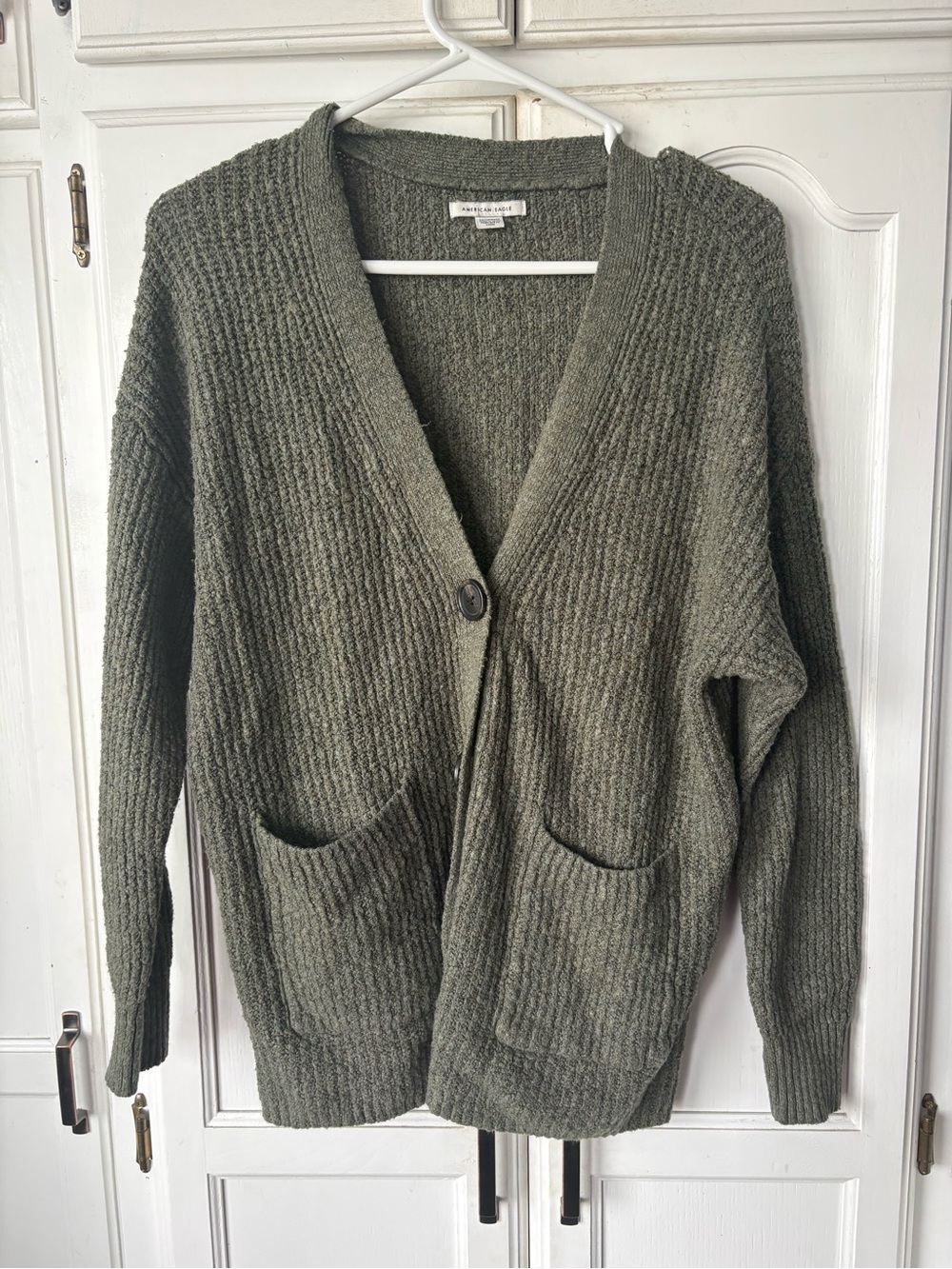American Eagle Outfitters Olive Green Ribbed V-Neck Pocket Cardigan